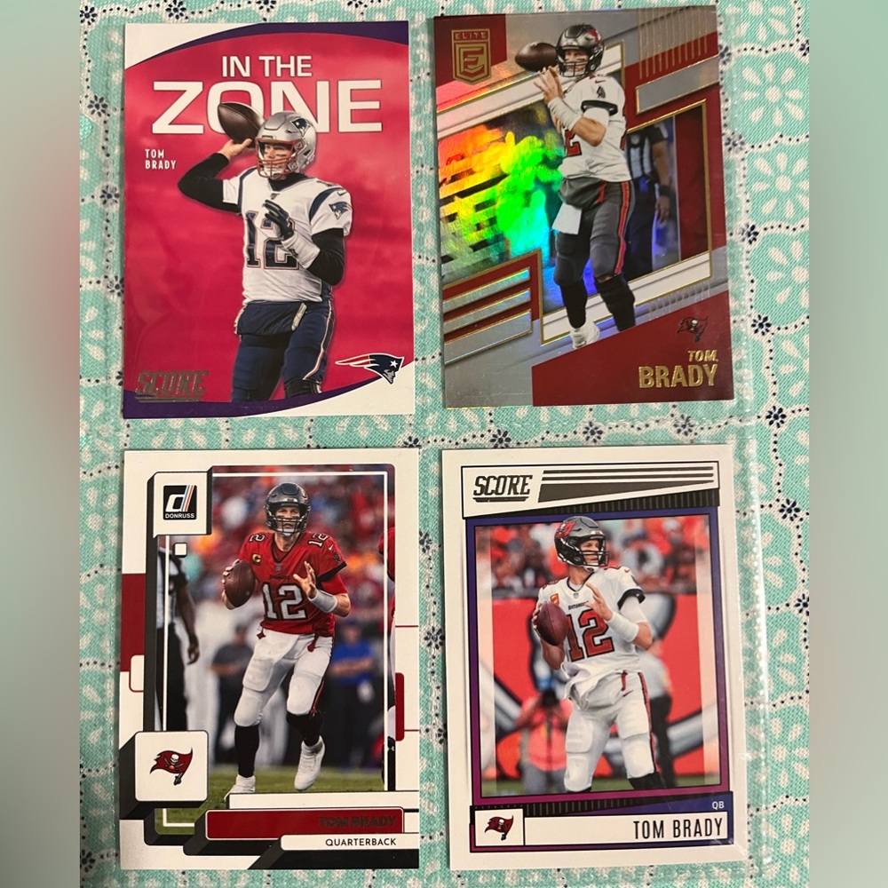 🏈 Tom Brady, NFL Trading Sports Cards Qty 4